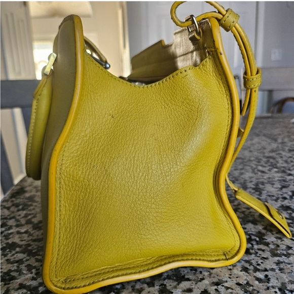 Saint Laurent Cabas Y Small crossbody tote bag - Picture 7 of 13